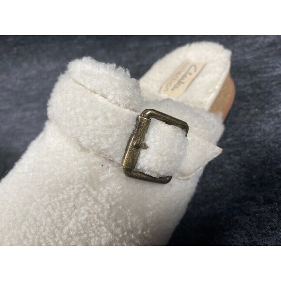 Clarks Womens Brynn Slide Size 5 Shoes White Ivory Faux Fur Clogs - Picture 7 of 9